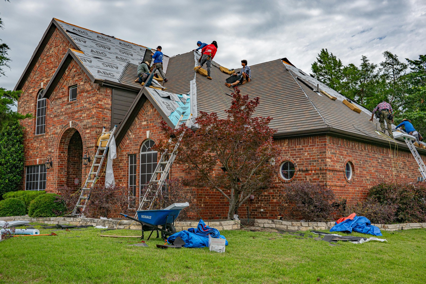 Pulse Roofing crew completing a roof replacement in metro Atlanta, Georgia